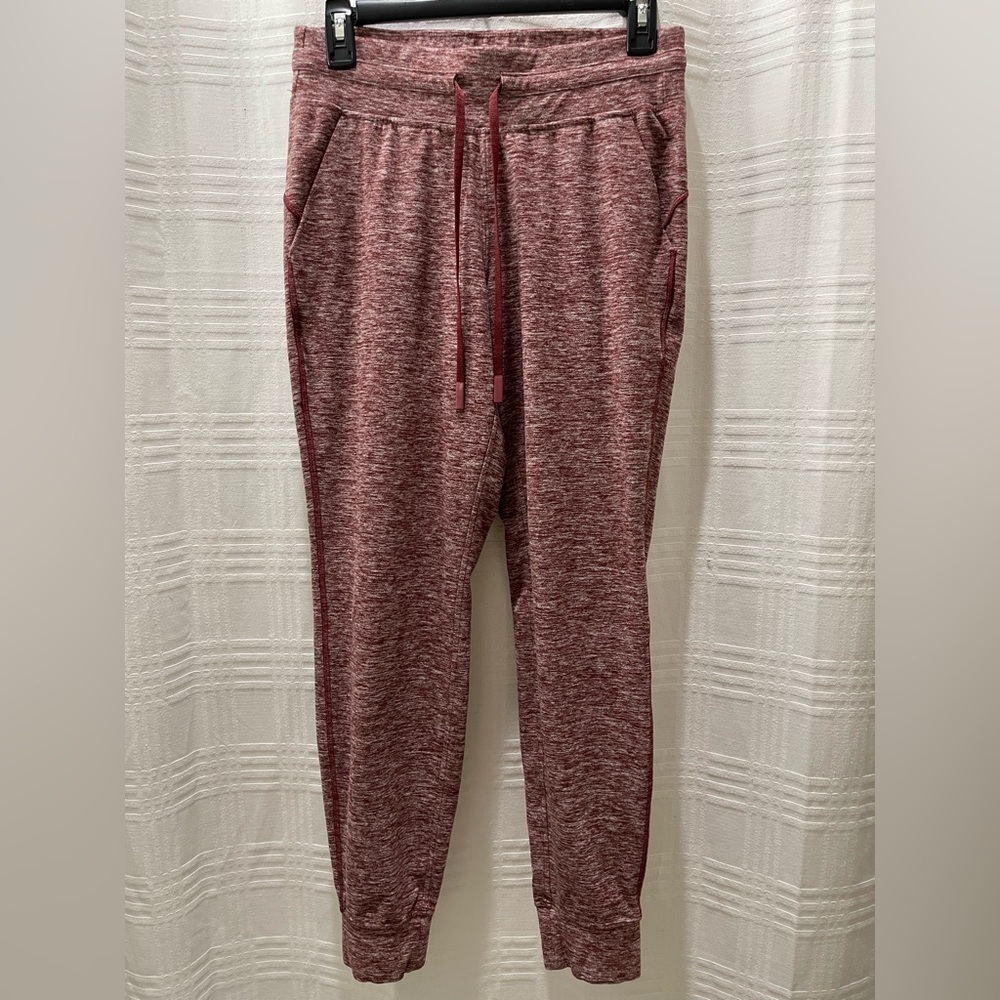 Lululemon soft joggers size 6